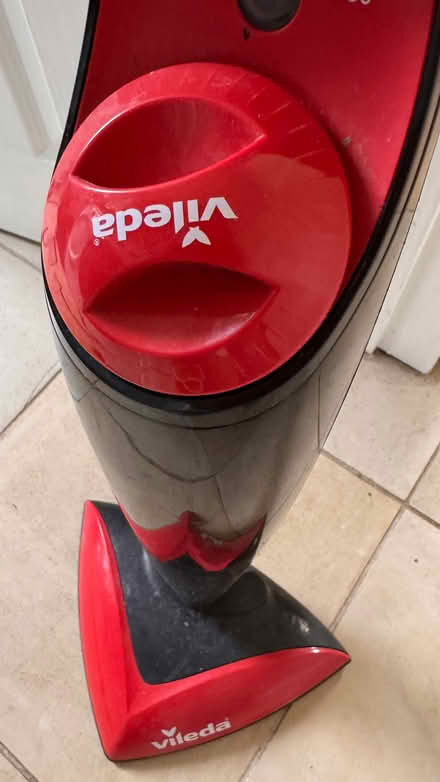 Photo of free Vileda Floor Mop (Aston OX18) #1