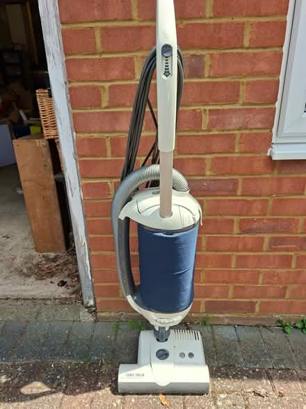 Photo of free Hoover - Sebo Felix premium (Bearton SG5) #1