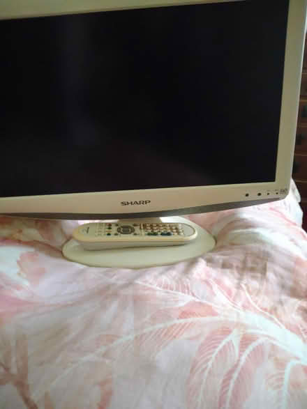 Photo of free Small television (DE23 sinfin) #4