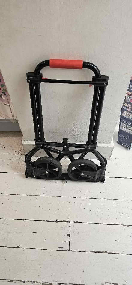 Photo of free Little trolly (Northcote Road SW11) #3