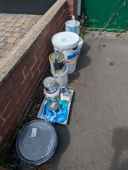 Photo of free paint (Moor End Green B24) #2