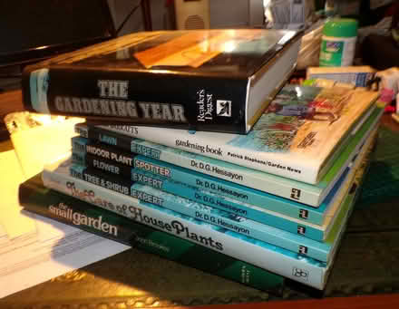 Photo of free Gardening books x 8 (KT21 Ashtead Surrey) #1
