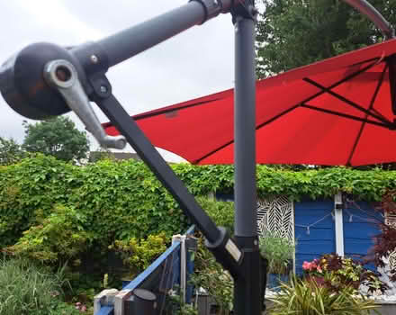 Photo of free Parosol Cantilever 3meters. (Guide Bridge M34) #3