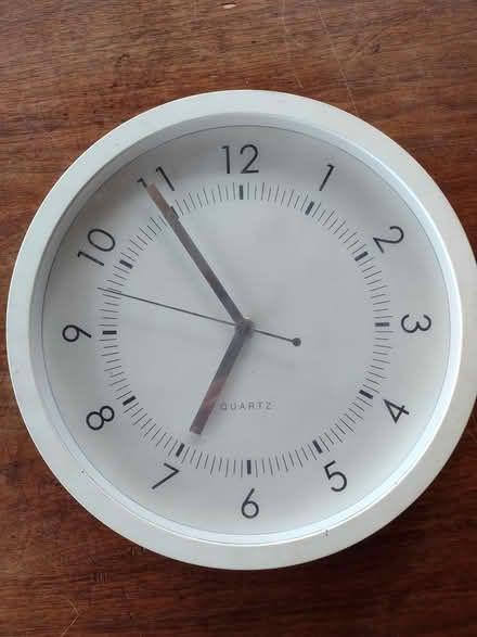 Photo of free Wall clock, spares/repair (Horsell GU21) #1