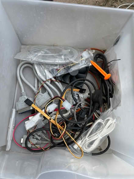 Photo of free Old Desktop-Laptop Miscellaneous (Totteridge HW HP13) #2