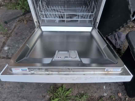 Photo of free Bosch Serie 2 Silence Plus dishwasher (Etchinghill CT18) #4
