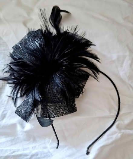Photo of free Black Feather & Mesh Fascinator Headband (Broomridge FK7) #1
