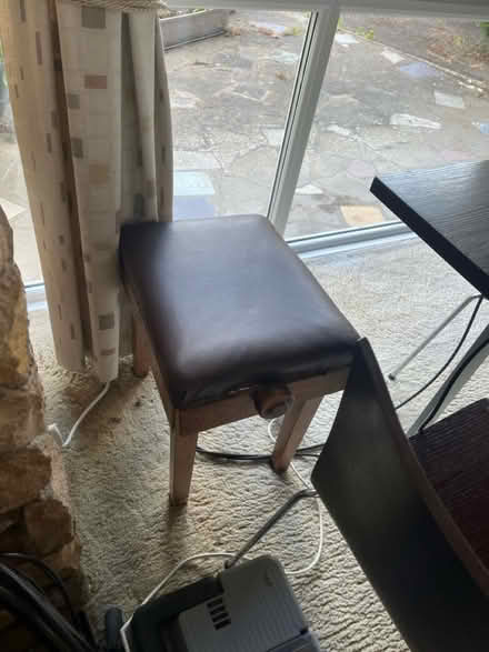 Photo of free Adjustable piano stool (Foxton CB22) #2