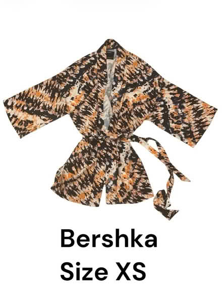 Photo of free Bershka Woman’s Wrap (Brooklyn Storage) #1