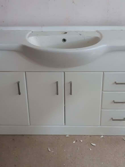 Photo of free Wash hand basin with cabinet (Sandygate S10) #1
