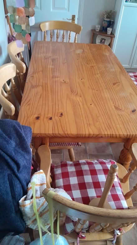 Photo of free Kitchen table (Carrigaline) #1