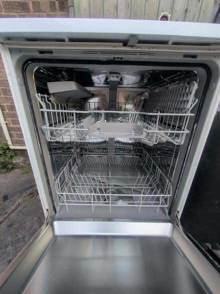 Photo of free Bosch Serie 2 Silence Plus dishwasher (Etchinghill CT18) #3
