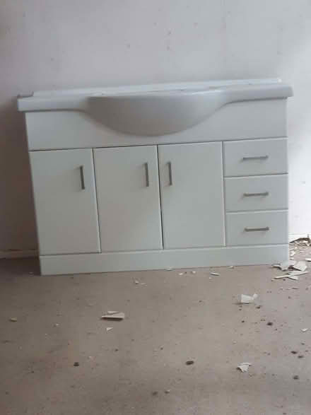 Photo of free Wash hand basin with cabinet (Sandygate S10) #2