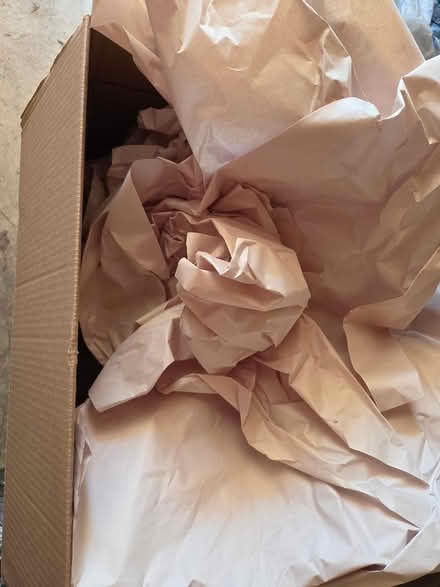 Photo of free moving paper (Manville) #1