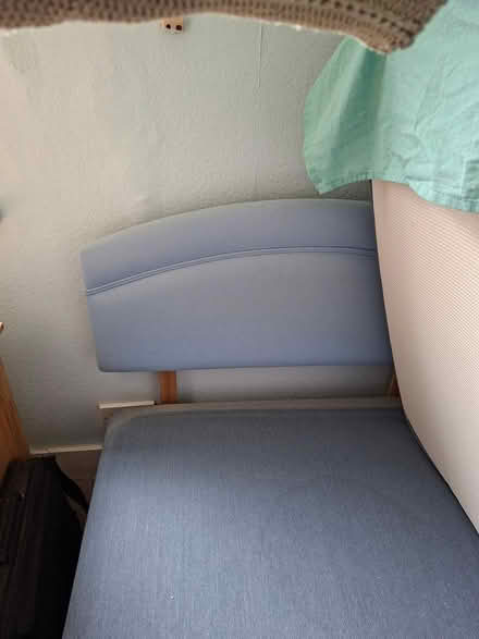 Photo of free Single divan bed with draws (Ct10) #3