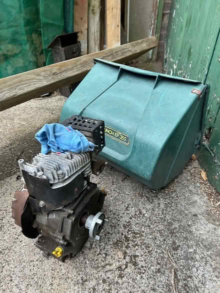 Photo of free Qualcast 35S petrol cylinder mower, spares or repair (Central Lancaster LA1) #2
