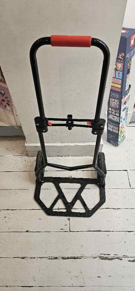 Photo of free Little trolly (Northcote Road SW11) #1