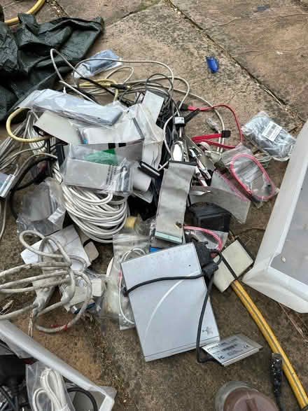 Photo of free Old Desktop-Laptop Miscellaneous (Totteridge HW HP13) #1