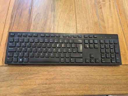 Photo of free Wireless dell keyboard (Stretford) #1