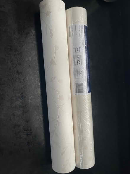 Photo of free Did you know that you cannot recycle wallpaper? (Bridgewood Gate ME5) #1