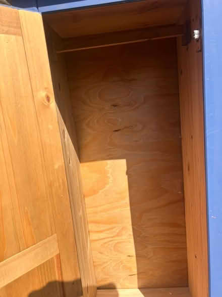 Photo of free Cupboard and drawers (Upper Beeding) #4