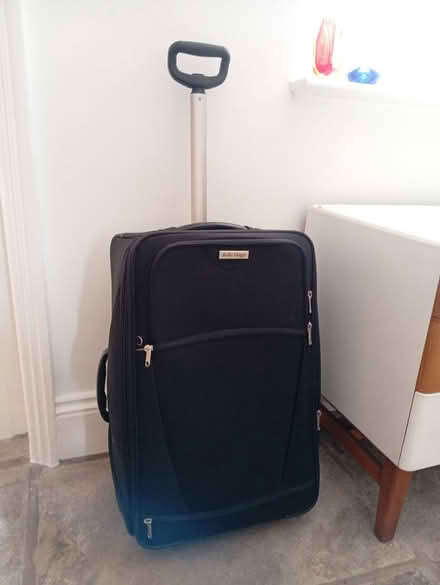 Photo of free Bella Viaggi Suitcase (Buxworth SK23) #1