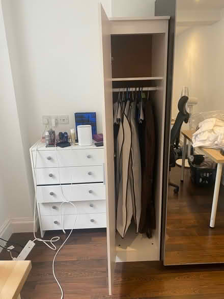 Photo of free White drawers (Clerkenwell EC1R) #2