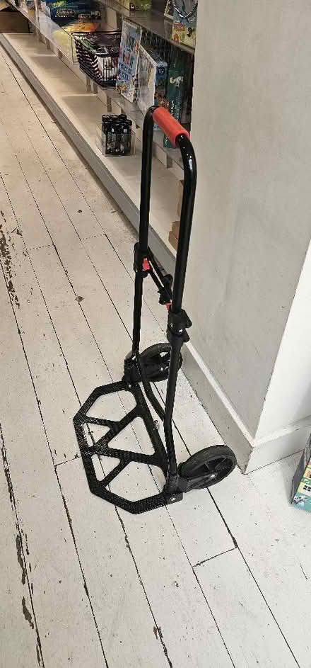 Photo of free Little trolly (Northcote Road SW11) #2