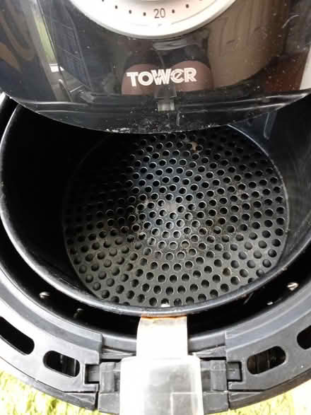 Photo of free Tower air fryer (Barnet EN5) #2