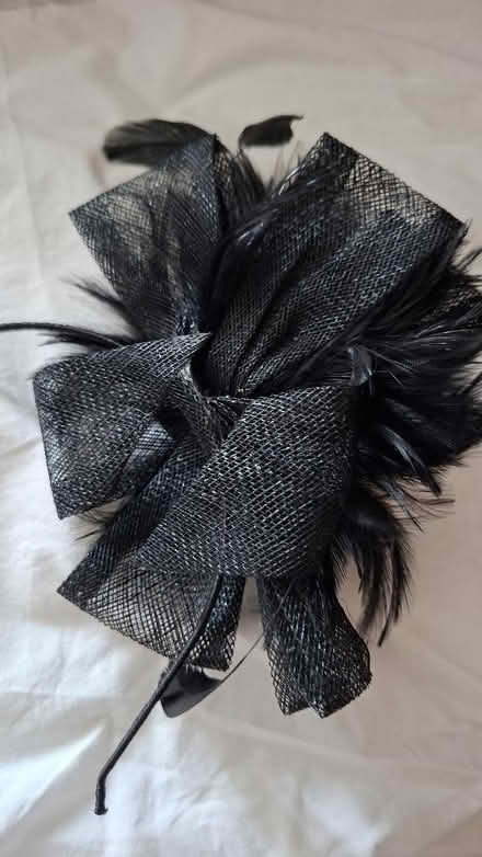 Photo of free Black Feather & Mesh Fascinator Headband (Broomridge FK7) #2