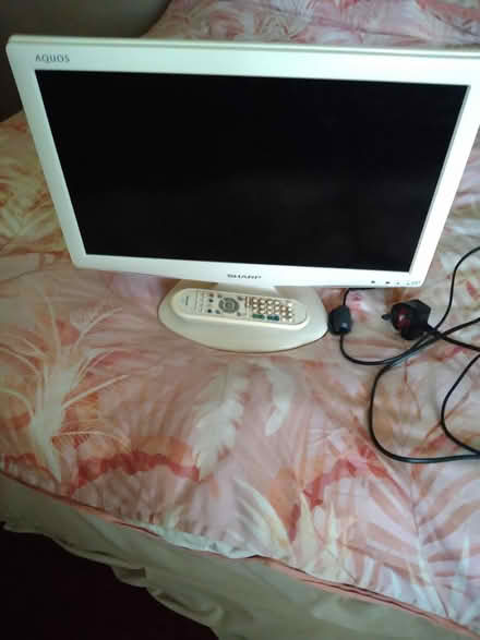 Photo of free Small television (DE23 sinfin) #3