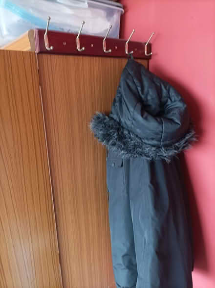 Photo of free Matching wardrobe and chest of drawers (Seaside BN23) #4