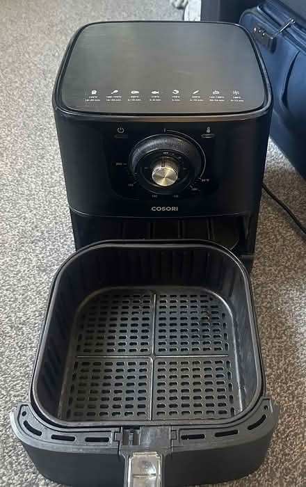Photo of free Air fryer (CR0) #2