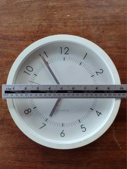 Photo of free Wall clock, spares/repair (Horsell GU21) #2