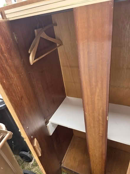 Photo of free Corner Unit and Wardrobe (DE24) #3