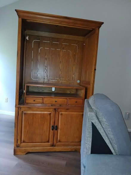 Photo of free 6 ft. Tall (Brunswick ohio) #1