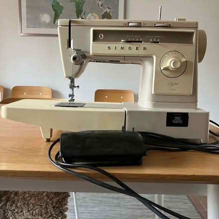 Photo of free Singer sewing machine in case, instruction book, accessories (Hornsey N8) #1