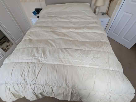 Photo of free Duck down king size duvet (Farnham GU9) #1