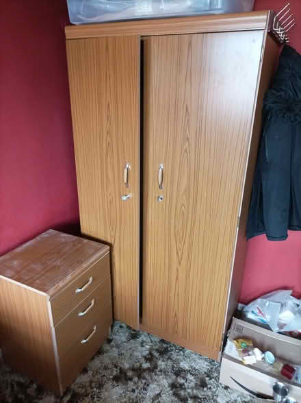 Photo of free Matching wardrobe and chest of drawers (Seaside BN23) #1