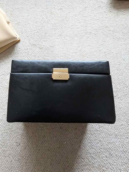 Photo of free Black jewellery box (BD20 5NE) #2