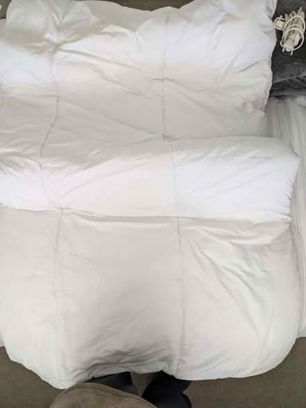 Photo of free Quilt Kingsize two set (Harpur Hill SK17) #4