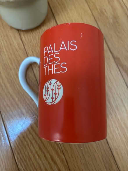 Photo of free Locally made candle & a Mug (Near Friendship Heights metro) #4