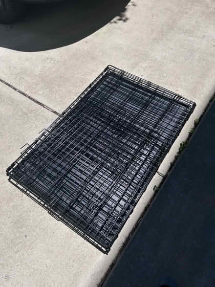 Photo of free Dog Cage (North Laurel) #1