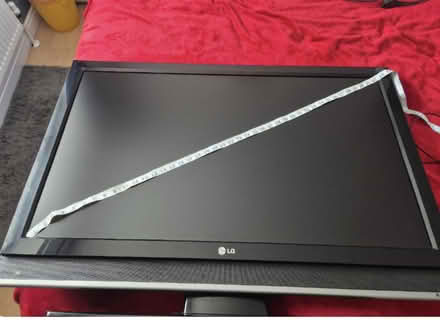 Photo of free LG TV 40 inch (East Dene S65) #1