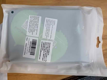 Photo of free kindle cover (Mortlake SW13) #2