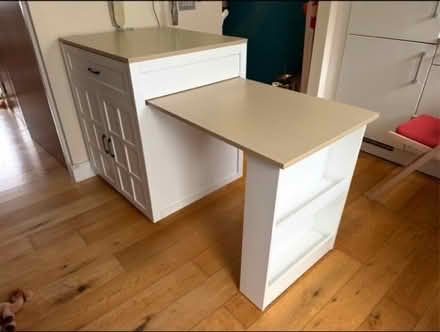 Photo of free Kitchen island with extendable dine (Kensal rise) #1