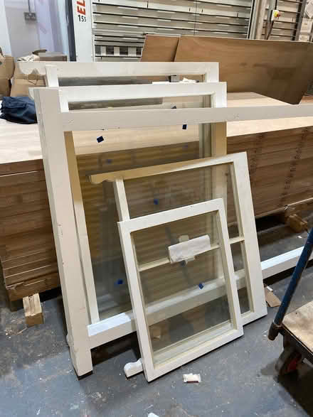 Photo of free Sesh windows to repurpose (N19 5un) #1