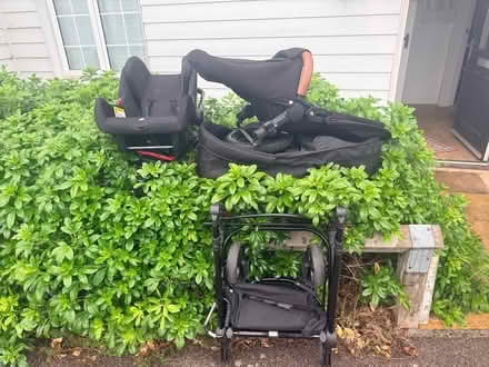 Photo of free Ickle Bubba Travel System (CM12) #3