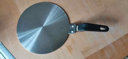 Photo of free 20cm induction hob adapter plate (West End GU24) #1