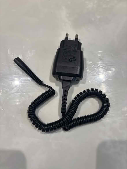 Photo of free Braun Electric Razor (Kenilworth CV8) #4